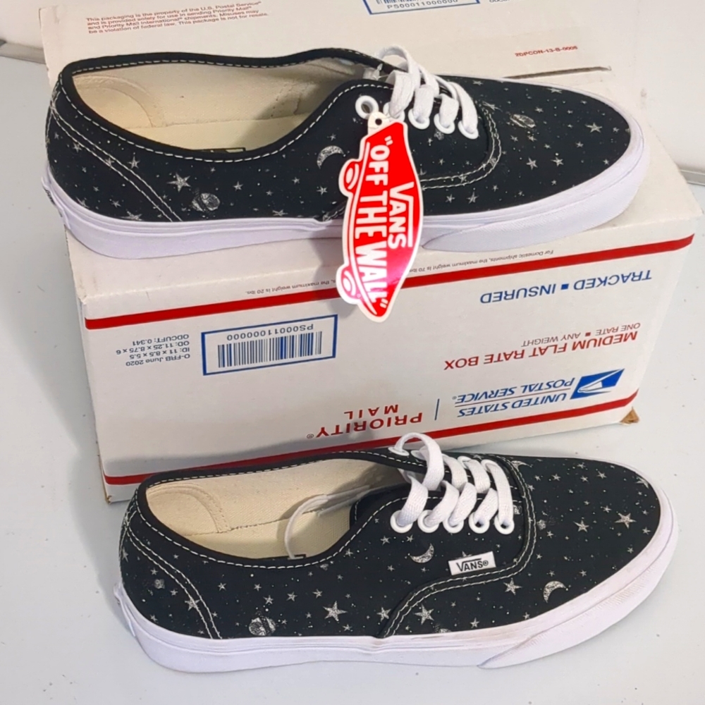 Vans Unisex Slip On-Space Chex Skate Shoe Sneaker. 8 Ladies/6.5 Men